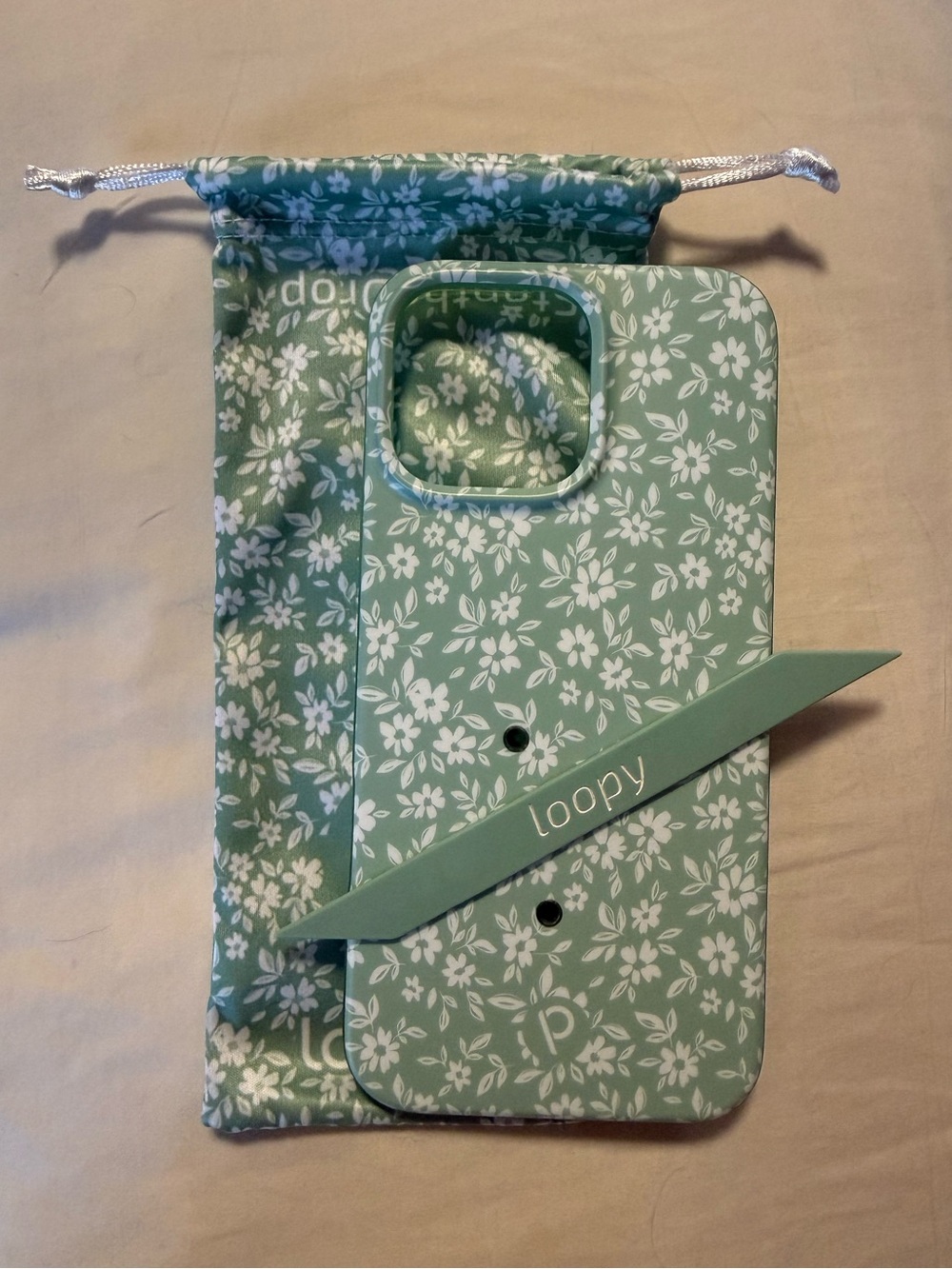 Loopy Case iPhone 16 Pro Max